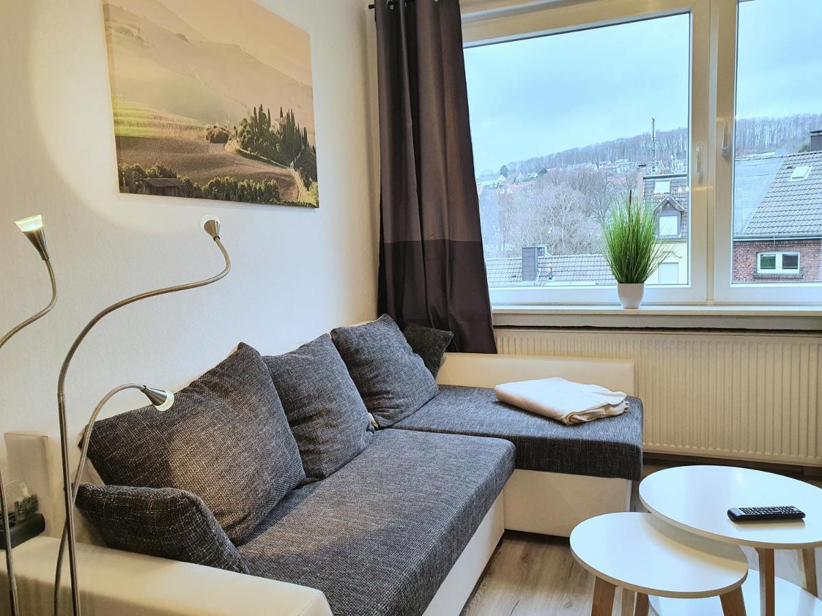 Moderne Wohlfühloase zentral in Seenähe - kostenfreie Minibar, Selbstfrühstück, Pillow menu, Smart Home, 55 Smart TVs, NETFLIX, DisneyPlus uvm Wetter  Exterior foto